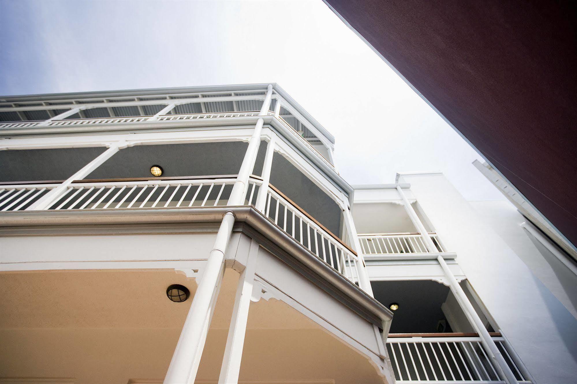 Hotel Mantra On The Inlet Port Douglas Exterior foto